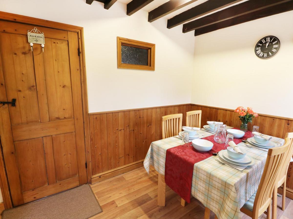 Chippers Cottage ウッドホール・スパ エクステリア 写真