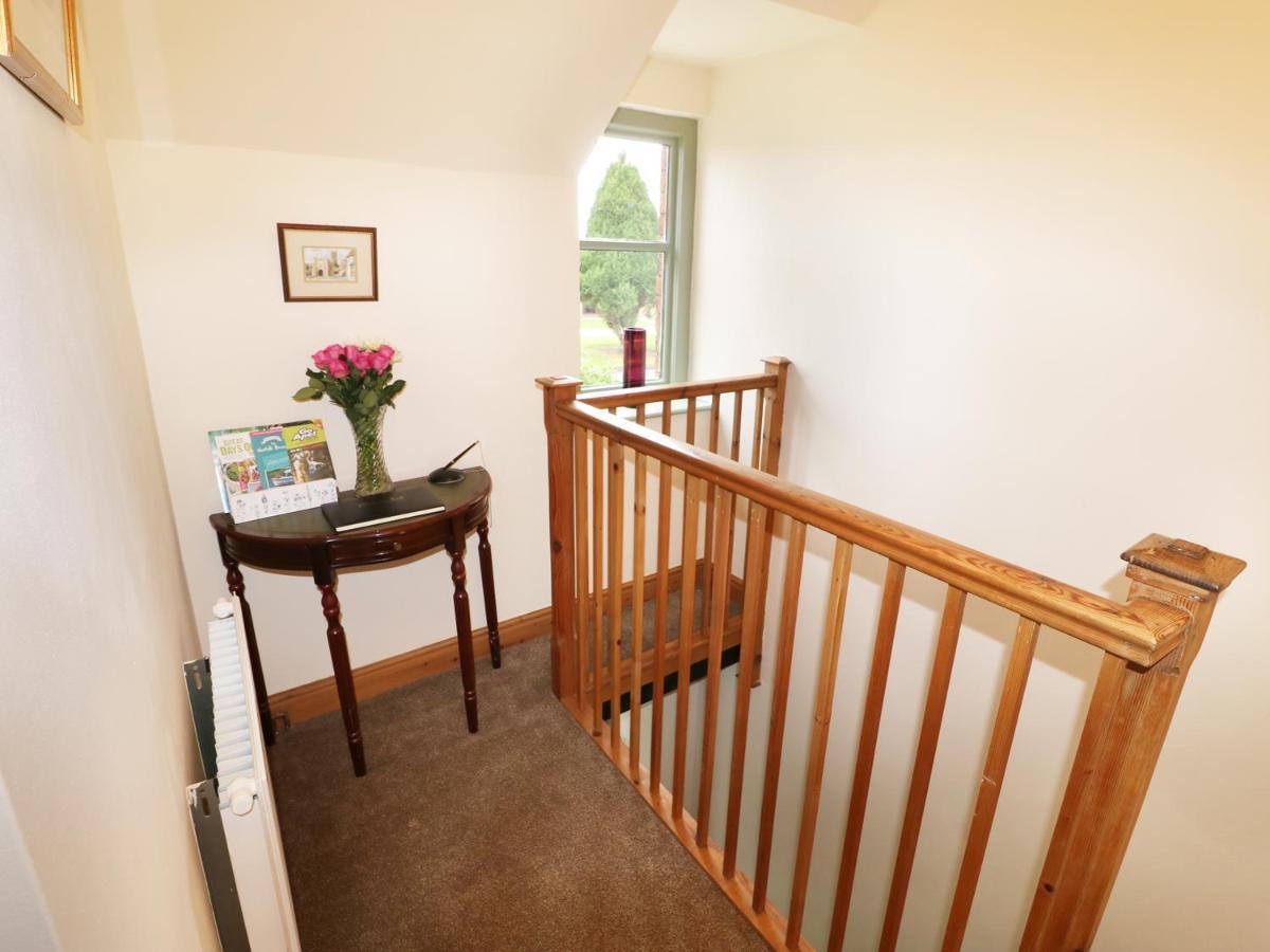 Chippers Cottage ウッドホール・スパ エクステリア 写真