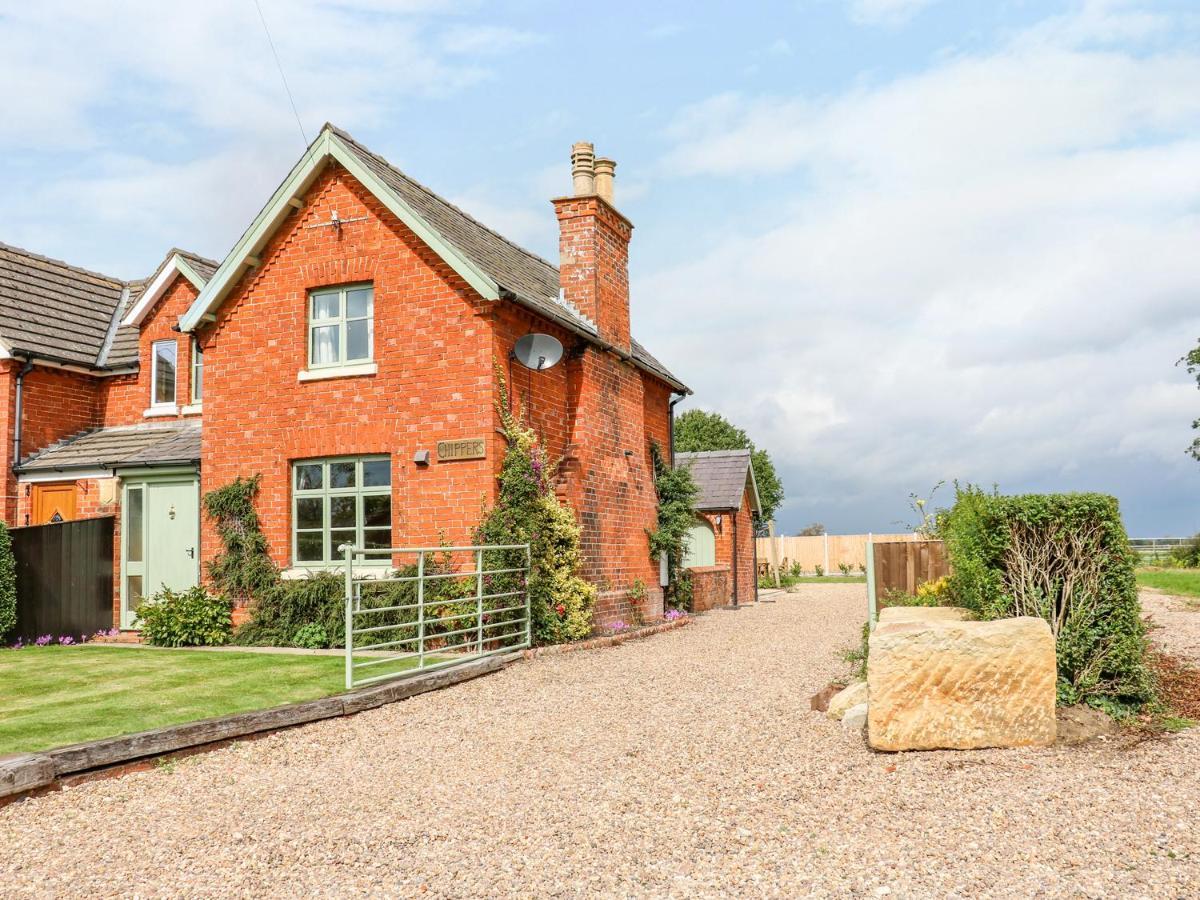 Chippers Cottage ウッドホール・スパ エクステリア 写真